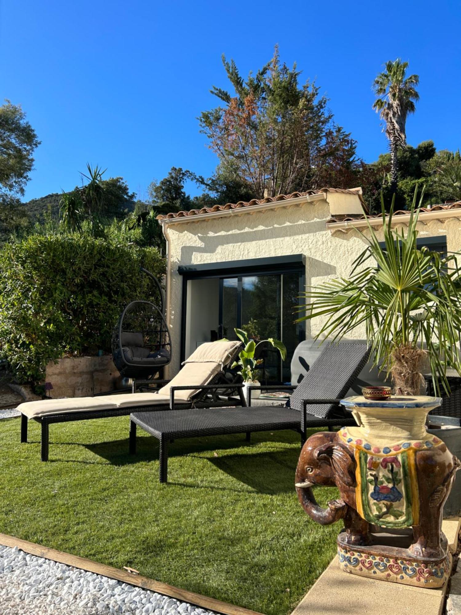 Belle Chambre Privee Avec Le Jardin Privatif Et Le Jacuzzi Cavalaire-sur-Mer Exterior foto